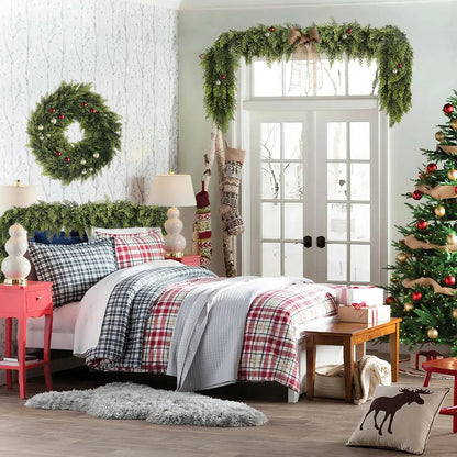 Premium Artificial Christmas Garland – Create a Warm & Cozy Holiday Home